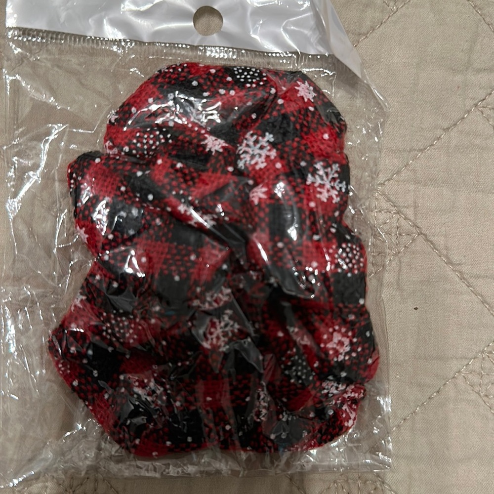 Holiday Schrunchie